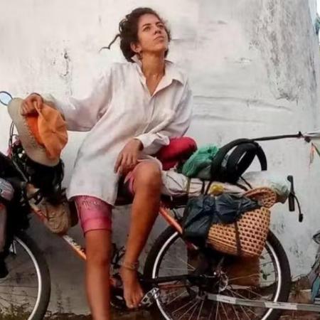 Artista e cicloviajante venezuelana Julieta Hernández foi estuprada e morta em Presidente Figueiredo (AM) - Reprodução/Instagram