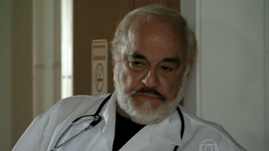 Jonas Mello como o personagem Arruda em Flor do Caribe, sua última novela; ator morreu aos 83 anos  - Reprodução/TV Globo