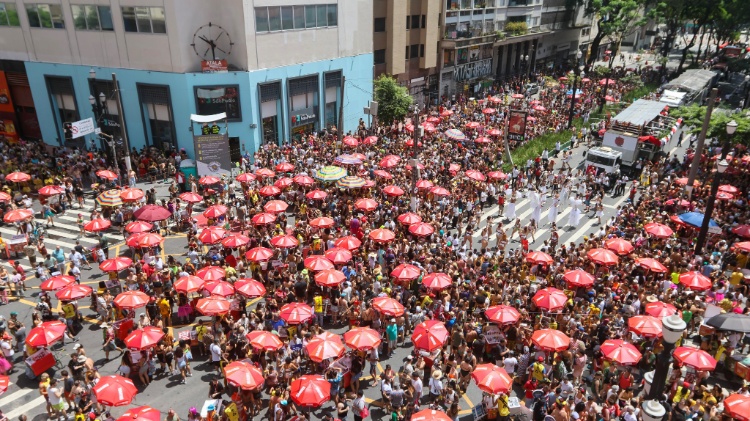 Vista de cima do Bloco Tarado Ni Você, em São Paulo