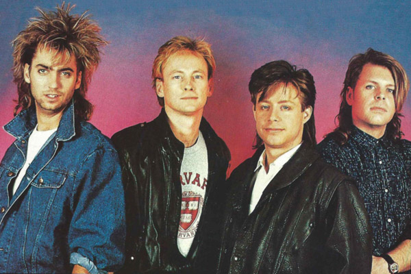 Mr. Mister: Steve Farris (G), Richard Page (V+B), Steve George (K) e Pat Mastelotto (D) (FOTO: DIVULGAÇÃO)