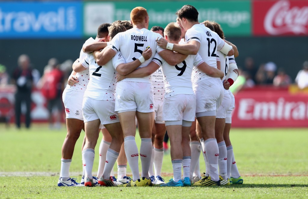 Seleção inglesa de Sevens, decepção da temporada, em torneio nos Emirados Árabes (Crédito: Warren Little/Getty Images)