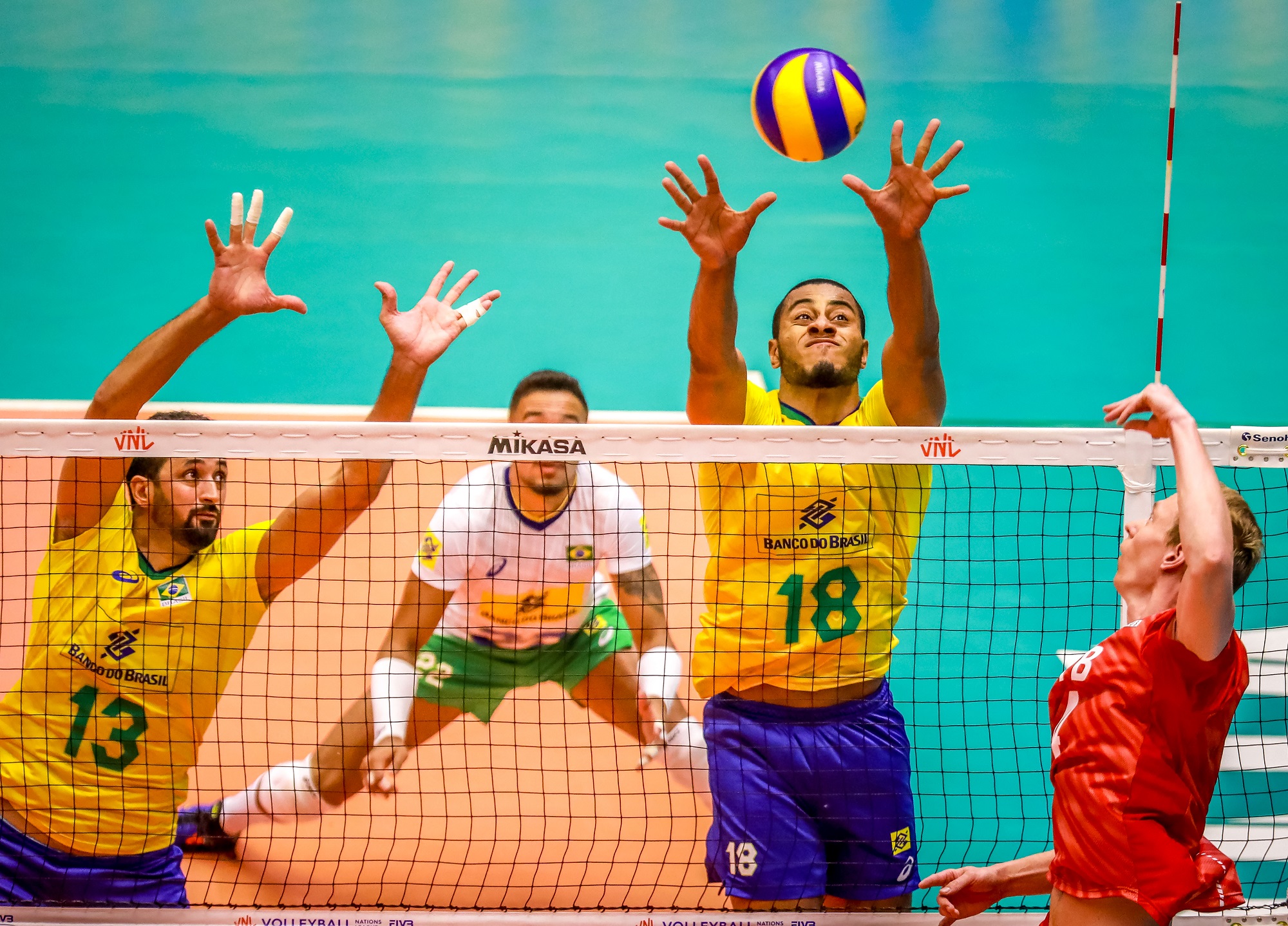 Quais foram os melhores jogadores de vôlei de 2019? - UOL Esporte