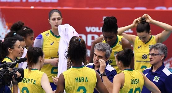 Como foi o ano da seleção brasileira feminina de vôlei? - UOL Esporte