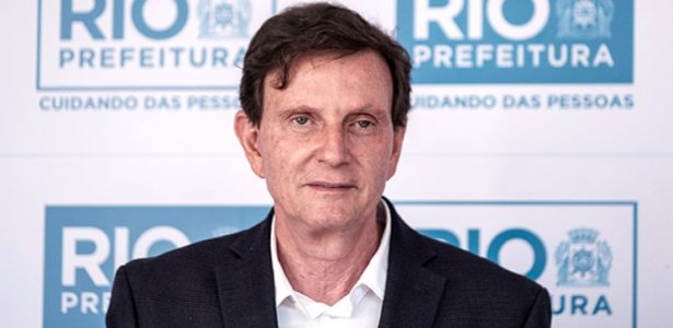 Análise | Stycer: Record se distancia de Crivella no caso da cruzada contra beijo gay