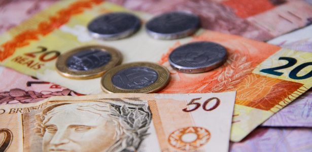 Notas de US$ 2 ganham destaque no Equador e atraem supersticiosos - Cara ou  Coroa - UOL