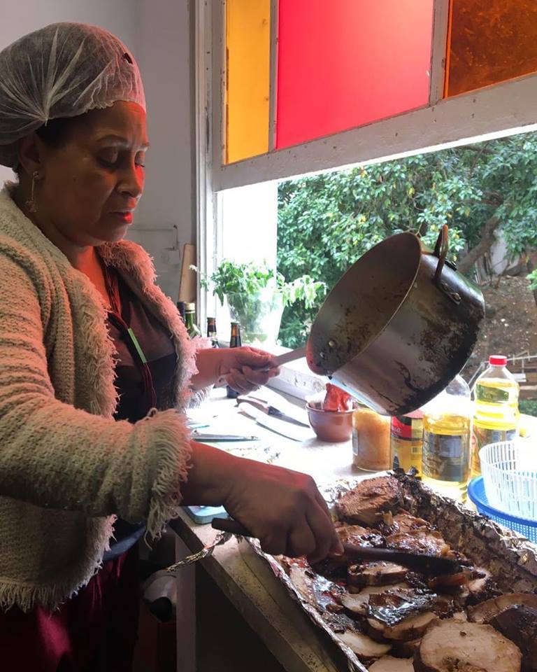 Carmen Silva na Cozinha da Ocupação Nove de Julho: há projeto protocolado na Prefeitura para transformar o local em moradia cultural (Foto: Reprodução)