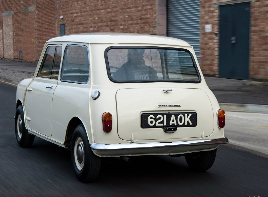 Austin Mini é eleito carro inglês mais importante da história – ALL THE CARS