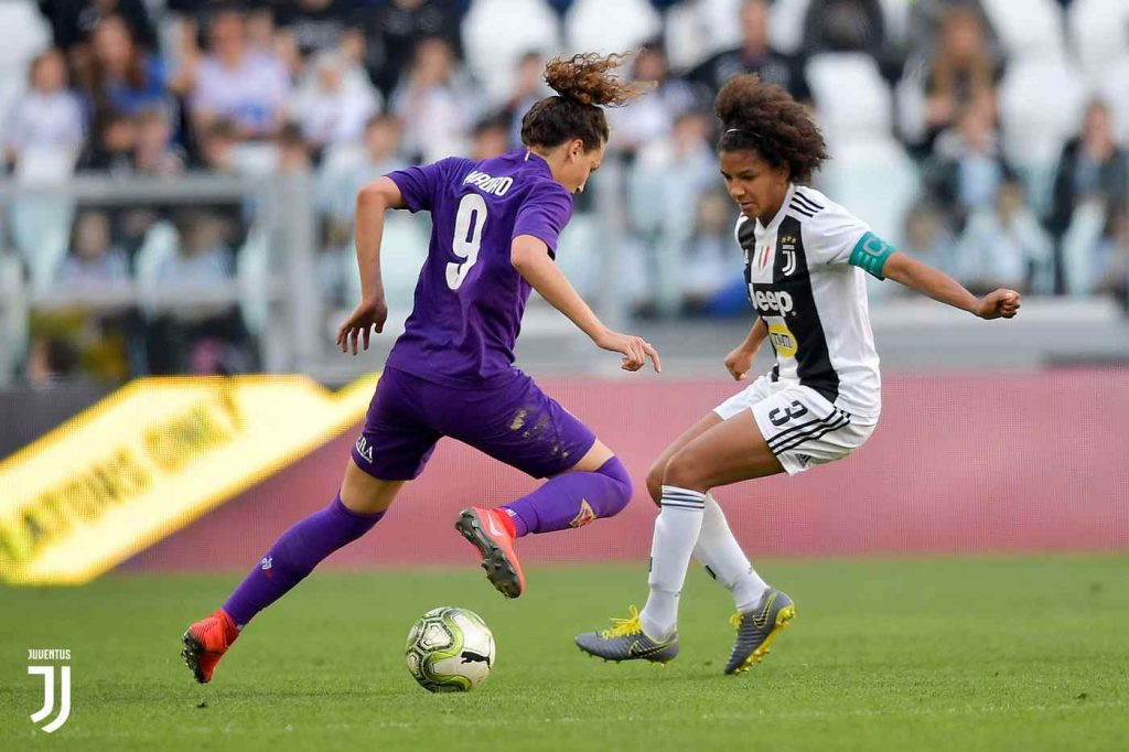 Juventus e Fiorentina batem recorde no futebol feminino italiano