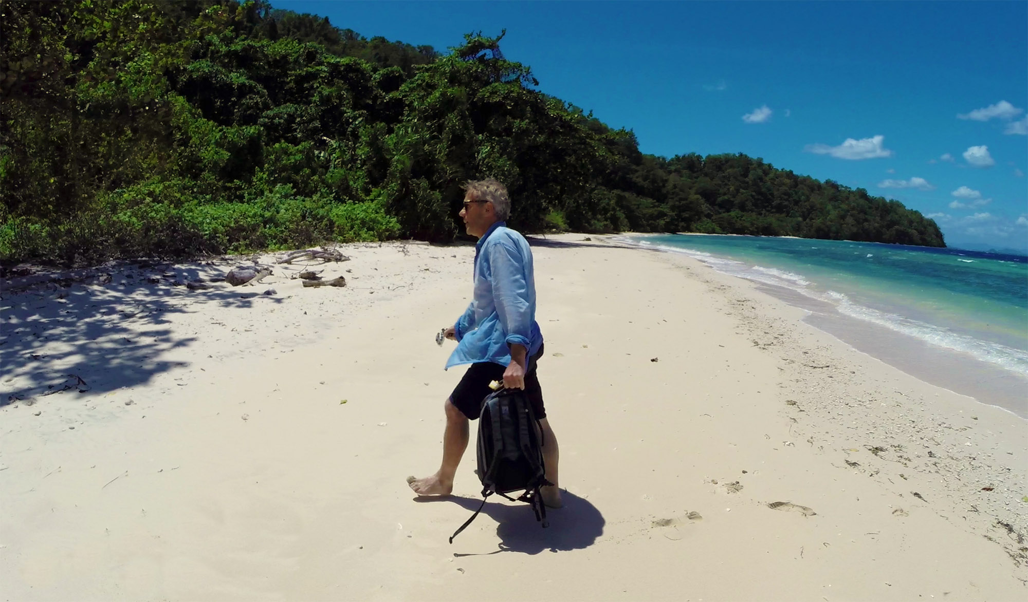 Crusoé da vida real: conheça o homem que viveu 4 anos em uma ilha deserta -  Mega Curioso