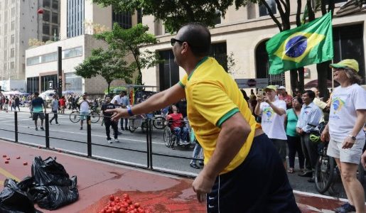 Ato de ala bolsonarista foi mico; extremistas gritam “Moro acima de todos”