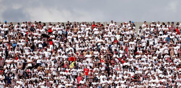 Segundo especialistas | Fim da meia-entrada, como pretende o SPFC, é inconstitucional