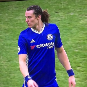 Os craques das tesouras comentam o cabelo de David Luiz