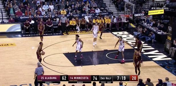 Jogo de basquete no Alabama termina com 2 a 0 no placar