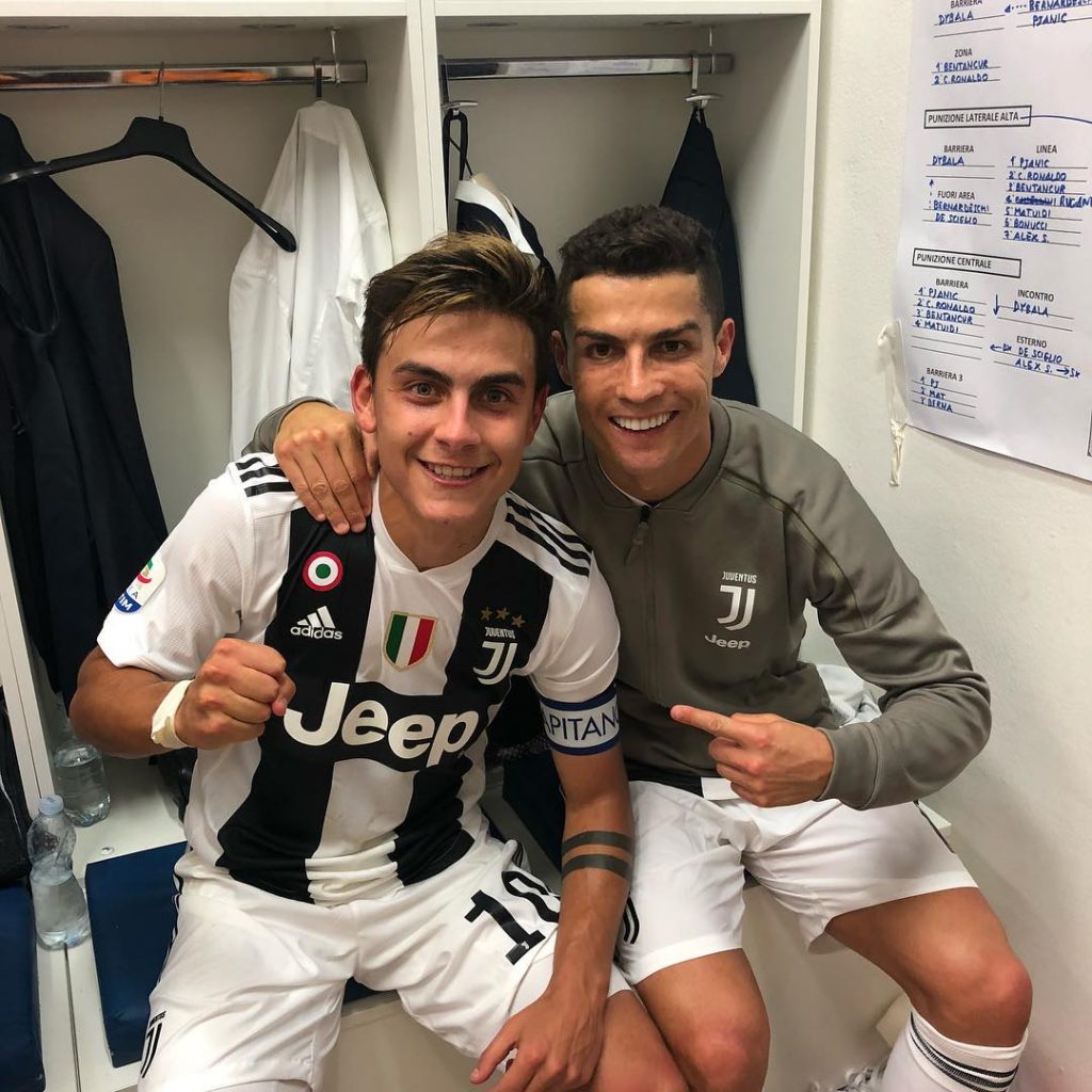 Cr7 store and dybala