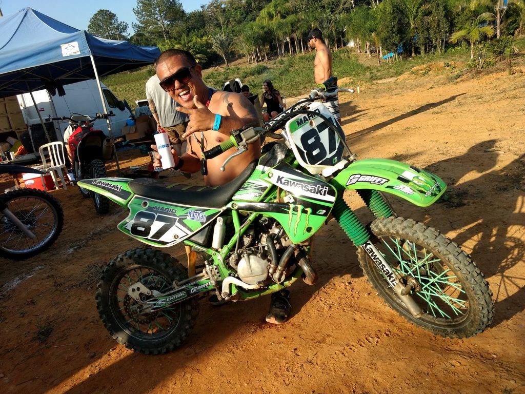 Maior encontro de motos off-road do mundo reúne mais de 3.000 pessoas em SC  - UOL Carros