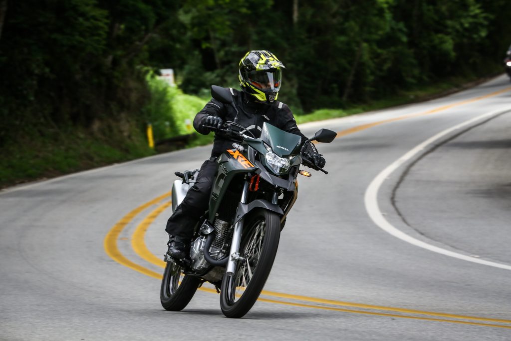 Cabem no bolso: cinco motos aventureiras de R$ 17 a R$ 25 mil - UOL Carros