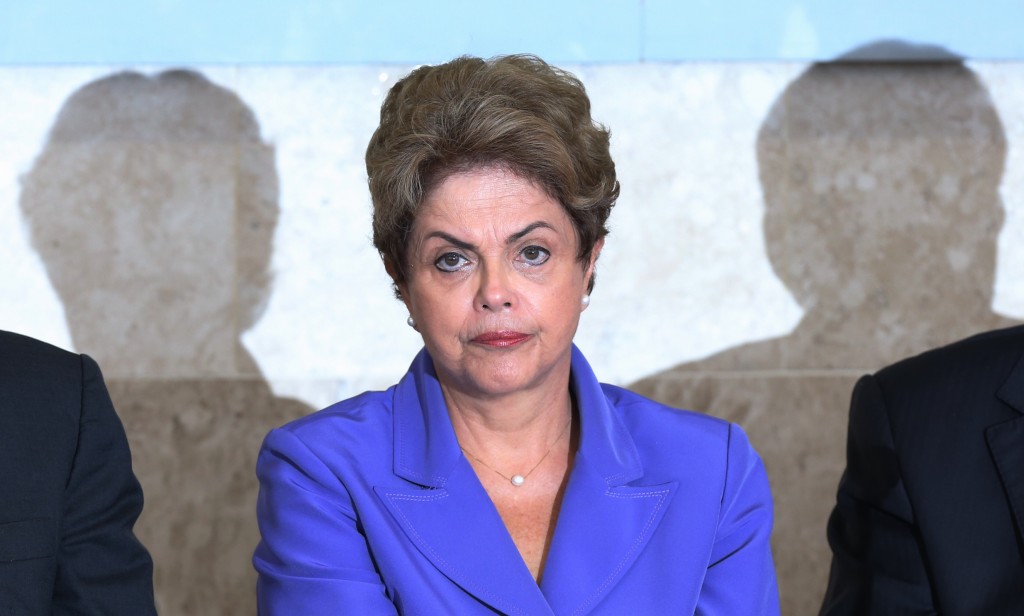 Dilma estuda tirar status de ministério da CGU