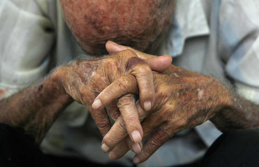 Reforma propõe que idoso muito pobre espere os 70 anos por salário ...