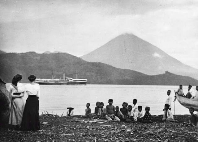 Tidore from Ternate