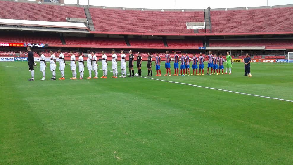 Vamos lotar o Morumbi! Conforme jornalista, torcedores planejam uma enorme  festa para o jogo de hoje