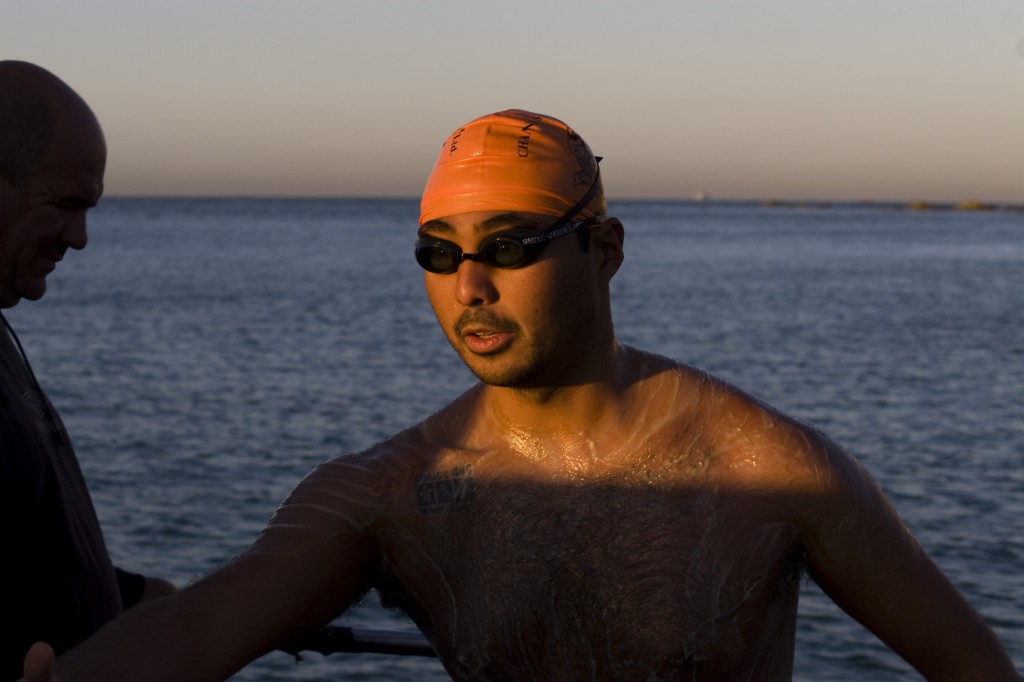 O nadador Tiago Sato - Foto: Henry Macário