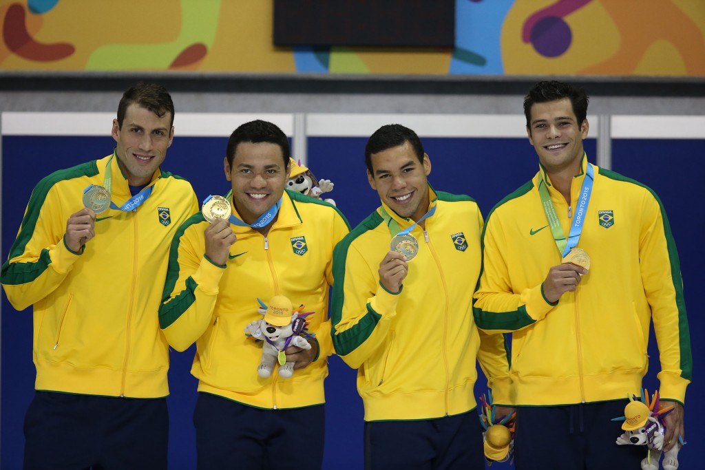 Equipe brasileira campeão pan-americano do 4x100m medley masculino (foto: Satiro Sodré)