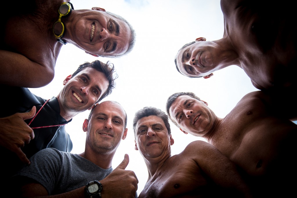 A equipe LL Gladiadores que nadará a travessia - Foto: Luiz Frota