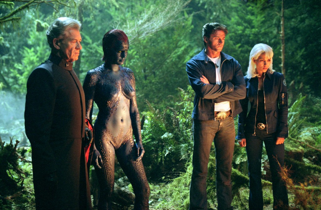 Magneto (Ian McKellen) e Mística (Rebecca Romjin) unidos a Wolverine (Hugh Jackman) e Tempestade (Halle Berry). Que fofo...