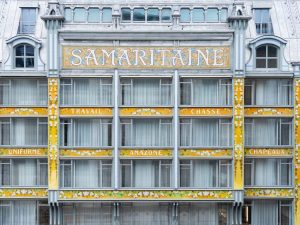 7 anos de reforma: LVMH inaugura loja de luxo que custou R$ 4.5 bilhões em  Paris 