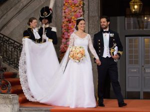 Casamento real: relembre os 11 vestidos de noiva mais marcantes da realeza  - Quem