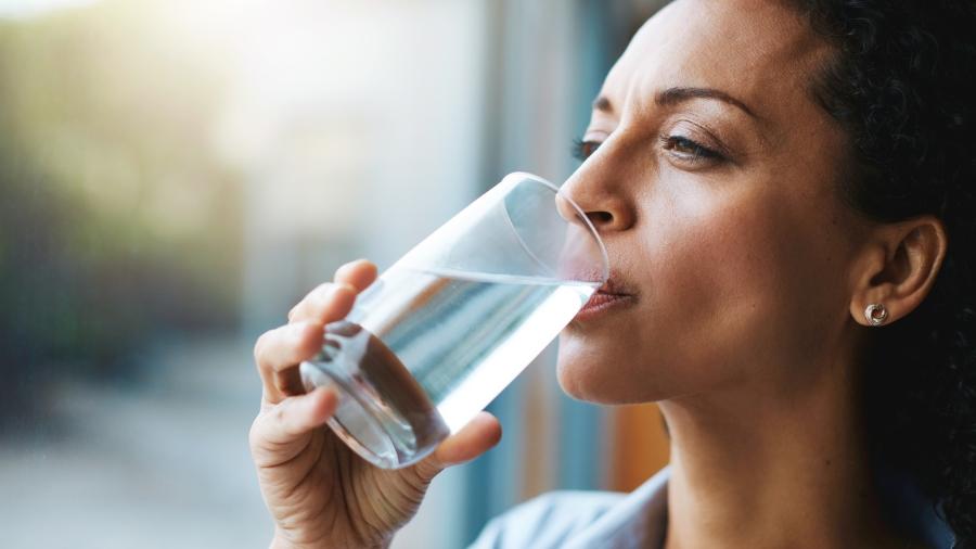 Água limpa traz uma série de benefícios para a saúde: qual é o melhor filtro? - 