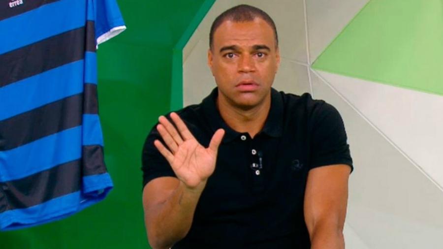 Denílson durante o Jogo Aberto - false