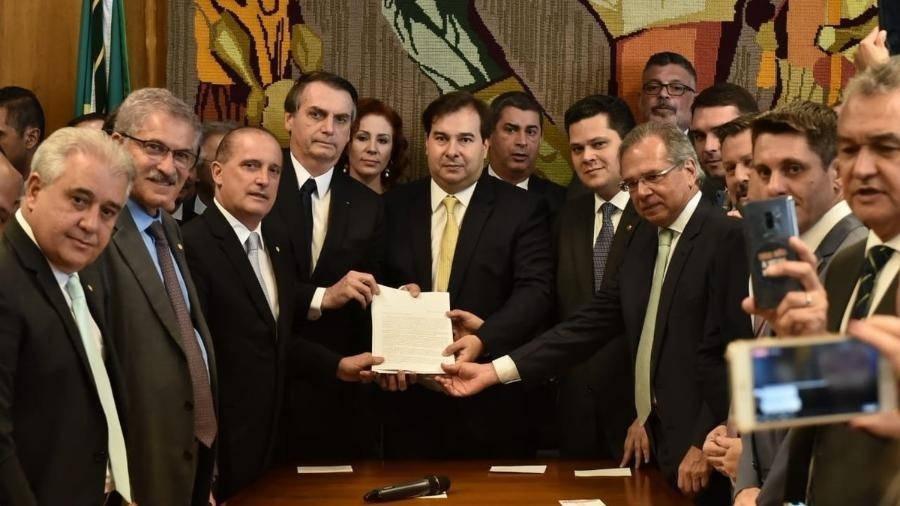 Governo do presidente Jair Bolsonaro pretende calibrar relação com parlamentes privilegiando núcleos de confiança - 