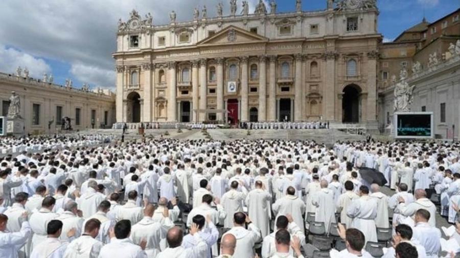 De acordo com Martel, grande parte dos padres do Vaticano é homossexual - AFP