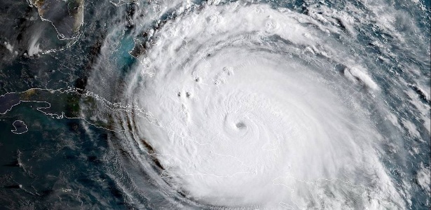 Imagem de satélite do Furacão Irma, que devastou o Caribe e parte dos EUA, em 2017 - NOAA/Nasa