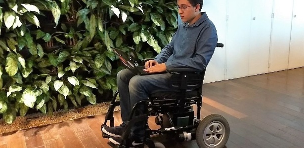 O objetivo é dar mais autonomia para as pessoas com deficiência física - Divulgação/Microsoft