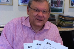 5.fev.2015 - Milton Neves assina contrato com UOL e renova parceria de conteúdo com o BOL - Terceiro Tempo - Terceiro Tempo
