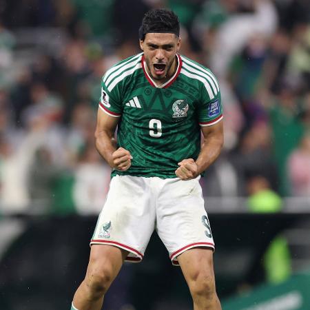 Raúl Jiménez marcou o segundo gol do México contra o Equador Raúl Jiménez marcou o segundo gol do México contra o Equador