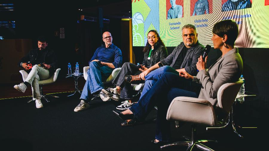 Fernando Sherer, Gabriela Candido, João Ricardo Cozac e Marina Gusson participam de painel sobre saúde mental na Casa UOL Esporte - Marcela Sanches/Flashbang