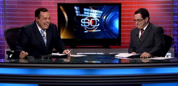 Paulo Soares (à esquerda) e Antero Greco (à direita) estão no comando do "Sportscenter" há 17 anos - Reprodução/ESPN Brasil