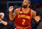 Celtics cedem Isiah Thomas e mais três aos Cavaliers por Kyrie Irving