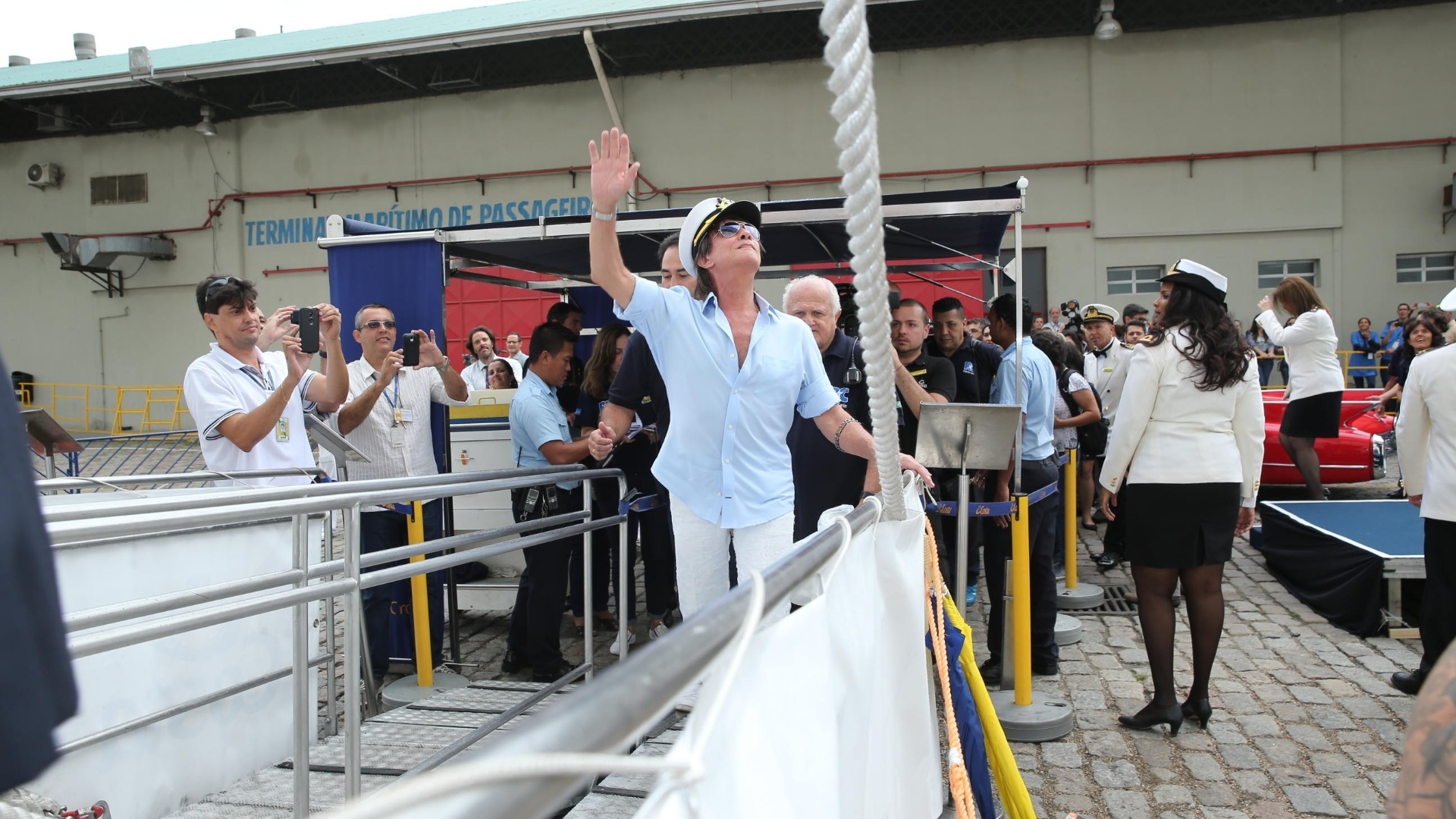 20.jan.2016 - Roberto Carlos embarca em seu cruzeiro "Emoções em Alto Mar" - Manuela Scarpa e Rafael Cusato/Brazil News