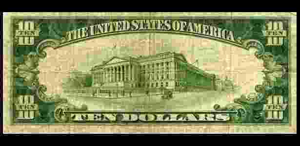 A Nota De Dólar Amassada Dos Estados Unidos Está No Conjunto De Notas  Suaves De Dinheiro Imagem de Stock - Imagem de pilha, vaidade: 146200291