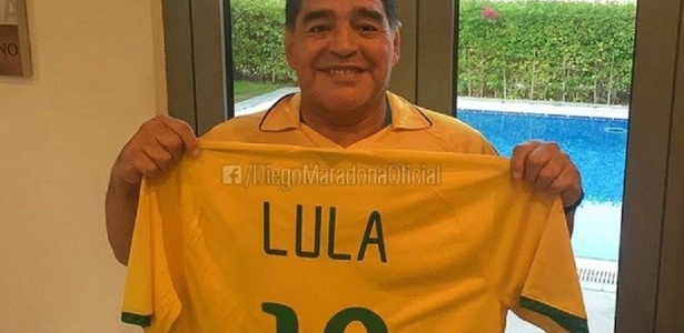 Maradona 60 anos: relembre campanhas com o craque