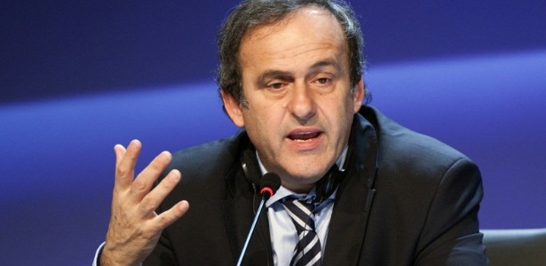 Presidente da Uefa diz que insinuações de interferência na CAN 2015 são "insultantes" - Terceiro Tempo