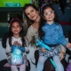 1.mai.2015 - As filhas do cantor Luciano, que faz dupla com Zezé Di Camargo, conferiram com a mãe, Flavia Fonseca, o espetáculo "Disney On Ice - Tesouros Disney", em São Paulo. Isabella e Helena, que são gêmeas, esbanjaram simpatia na plateia - Manuela Scarpa/Photo Rio News