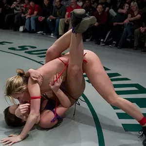 Versão pornô do UFC não é um "vale tudo" - Esporte - BOL