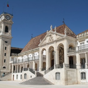A Universidade de Coimbra foi a primeira portuguesa a firmar parceria com o MEC - Wikimedia