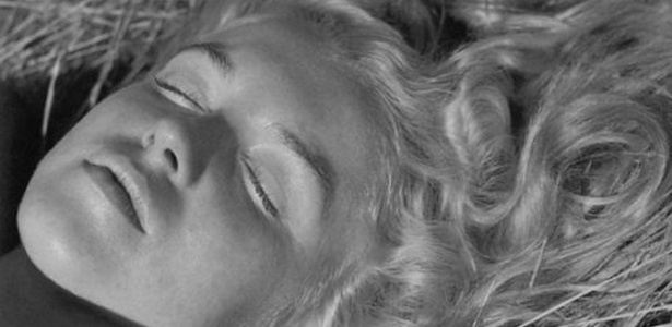 Desalinhando Marilyn Monroe: muito mais do que um símbolo sexual