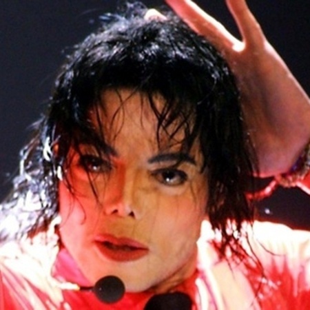 Michael Jackson foi inspirado por saxofonista que morreu pelo coronavírus - AFP